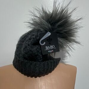Ba-Bo Women's Black Faux Fur Pom Pom Top Knit Wool Blend Beanie Hat One Size NWT